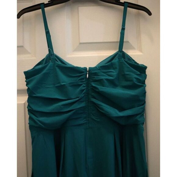 Athleta x Alicia Keys Women's Sz 8 Emerald Green Enlighten Up Jumpsuit - Picture 6 of 15
